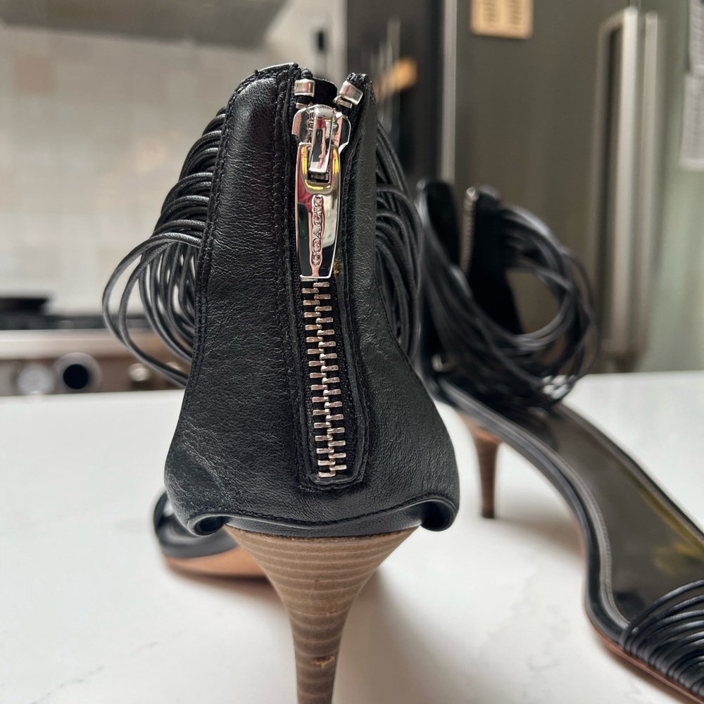 Coach Manya Strappy Sandals, black, size 9.5M - Picture 3 of 4